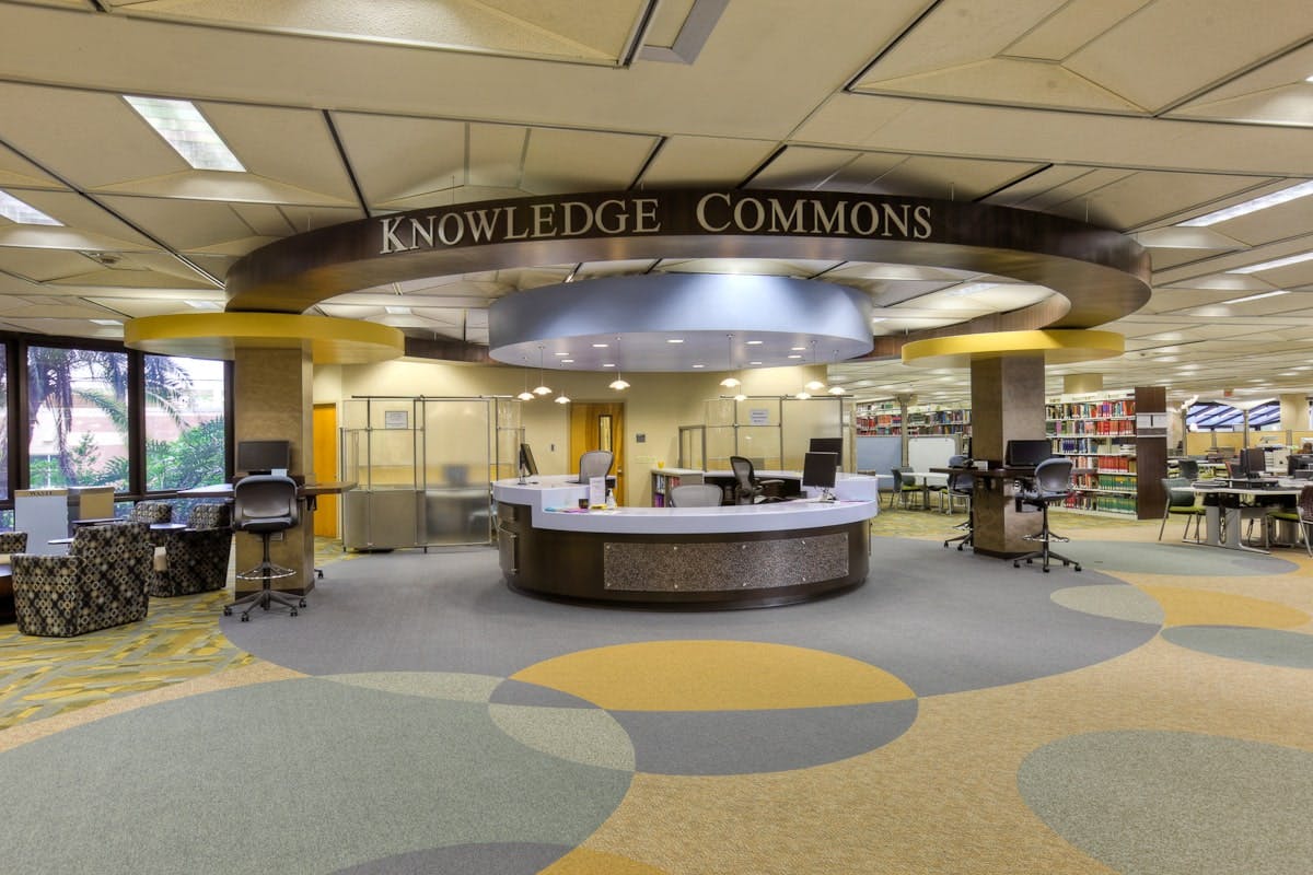Photo University of Central Florida Library Knowledge Commons Repurposing - 2