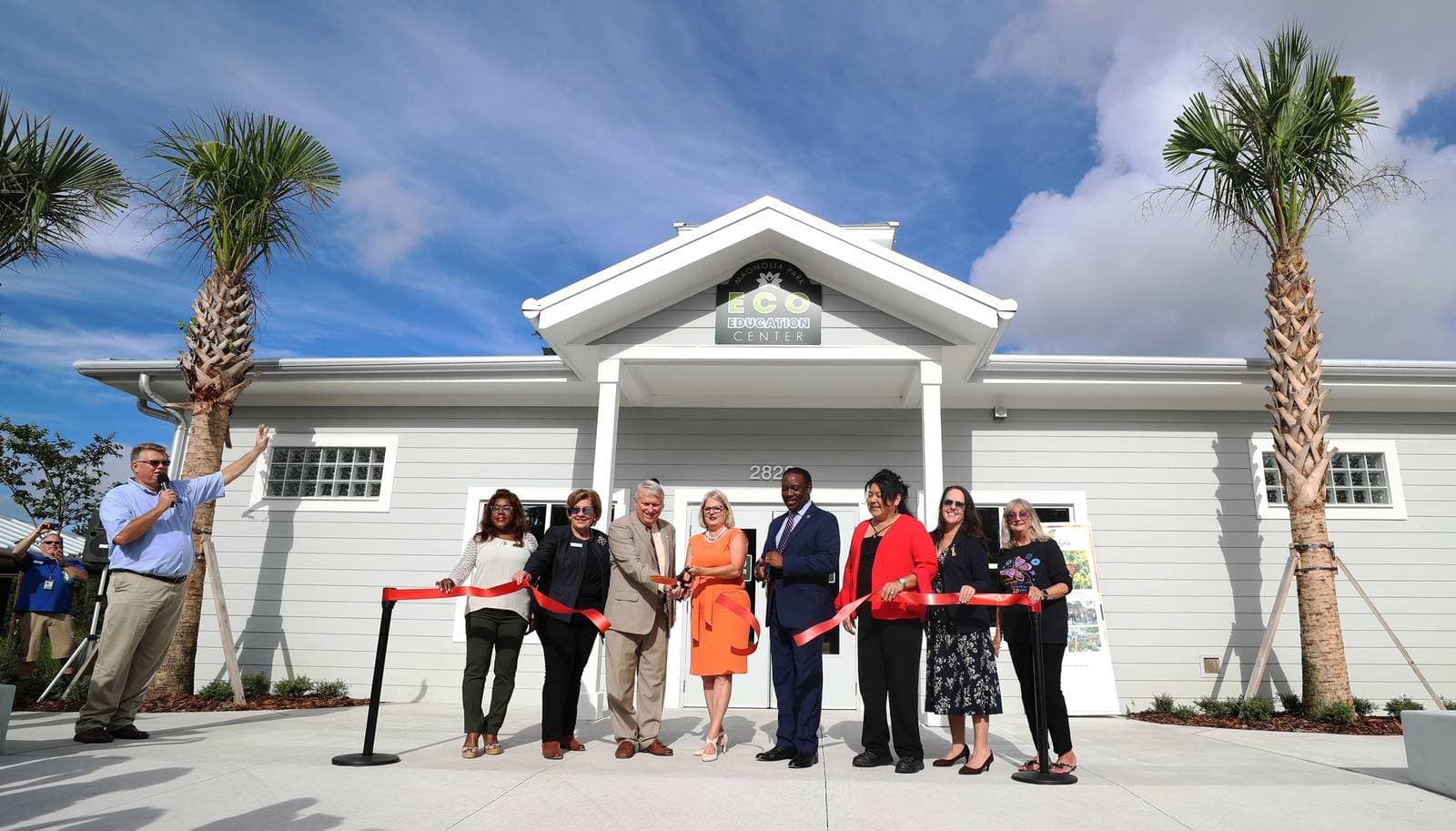 Ribbon Cut for New Eco-Education Center at Magnolia Park