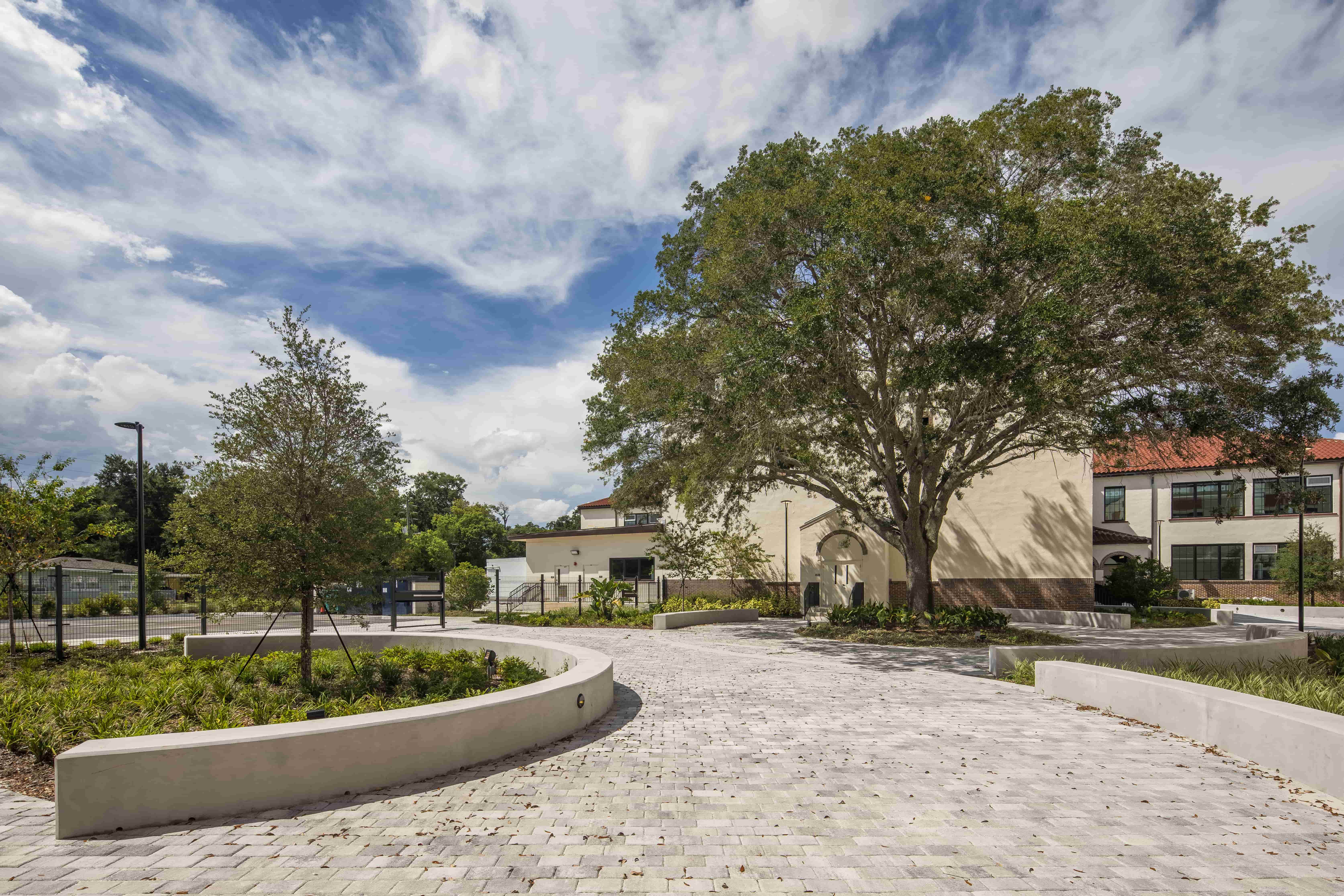 Photo Grand Avenue Neighborhood Center 4