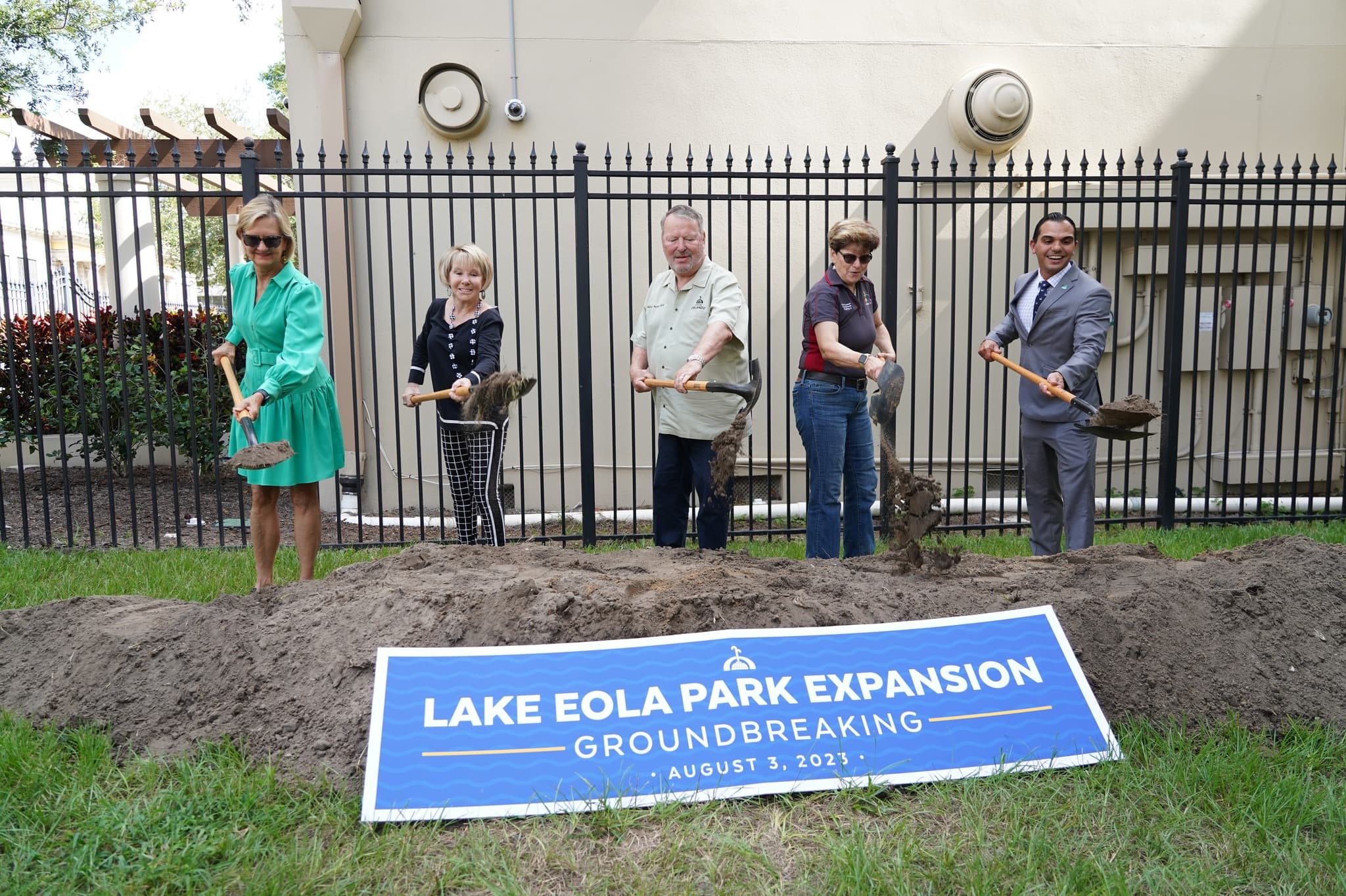 Groundbreaking - Lake Eola Pocket Park thumbnail image.