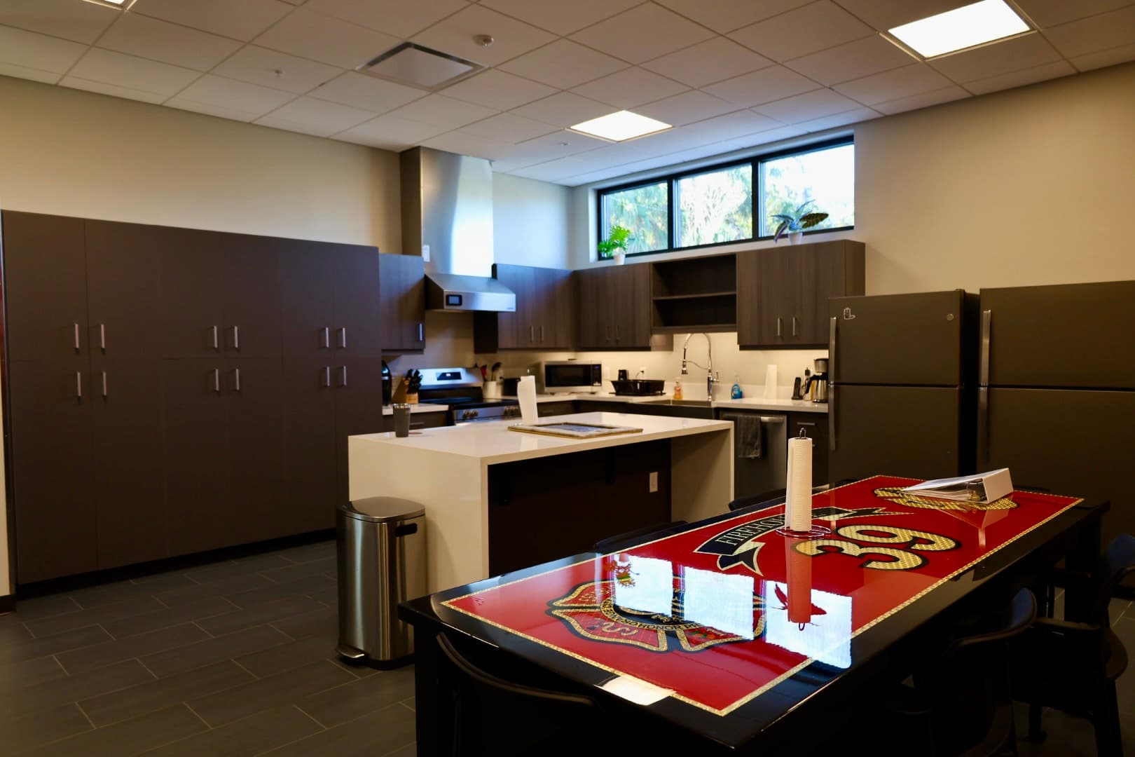 Kitchen thumbnail image.