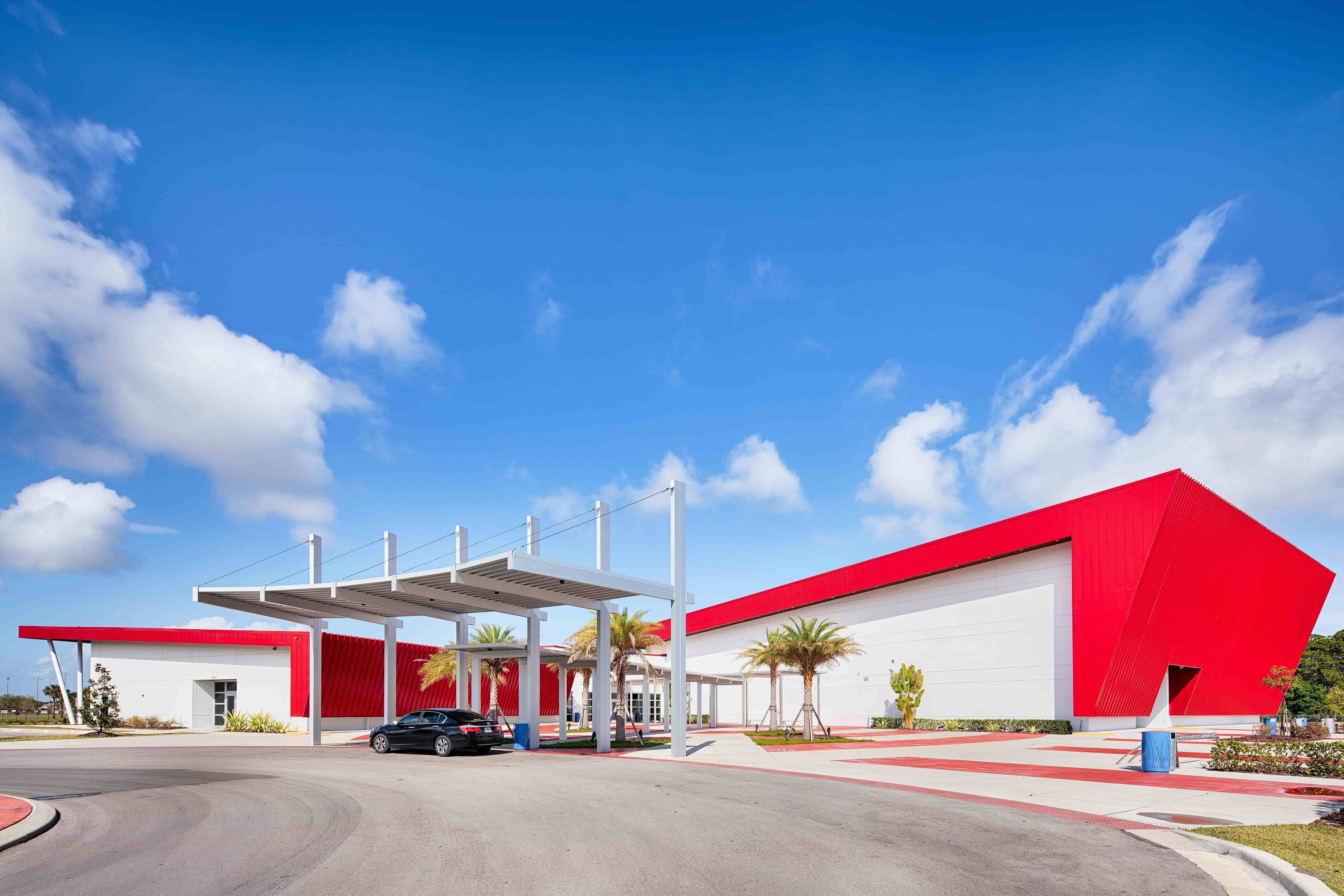 Photo Intergenerational Recreation Facility at South County Regional Park - 1 thumbnail image.